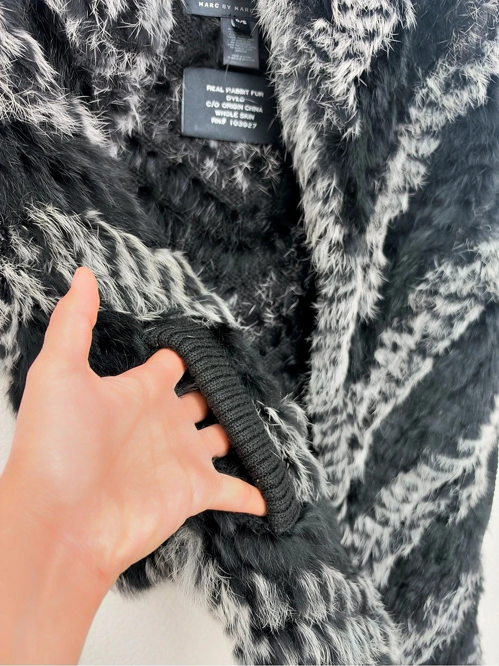 Marc by Marc Jacobs Real Rabbit Fur Chevron Stripe Vest Black & Gray XS - Picture 7 of 11